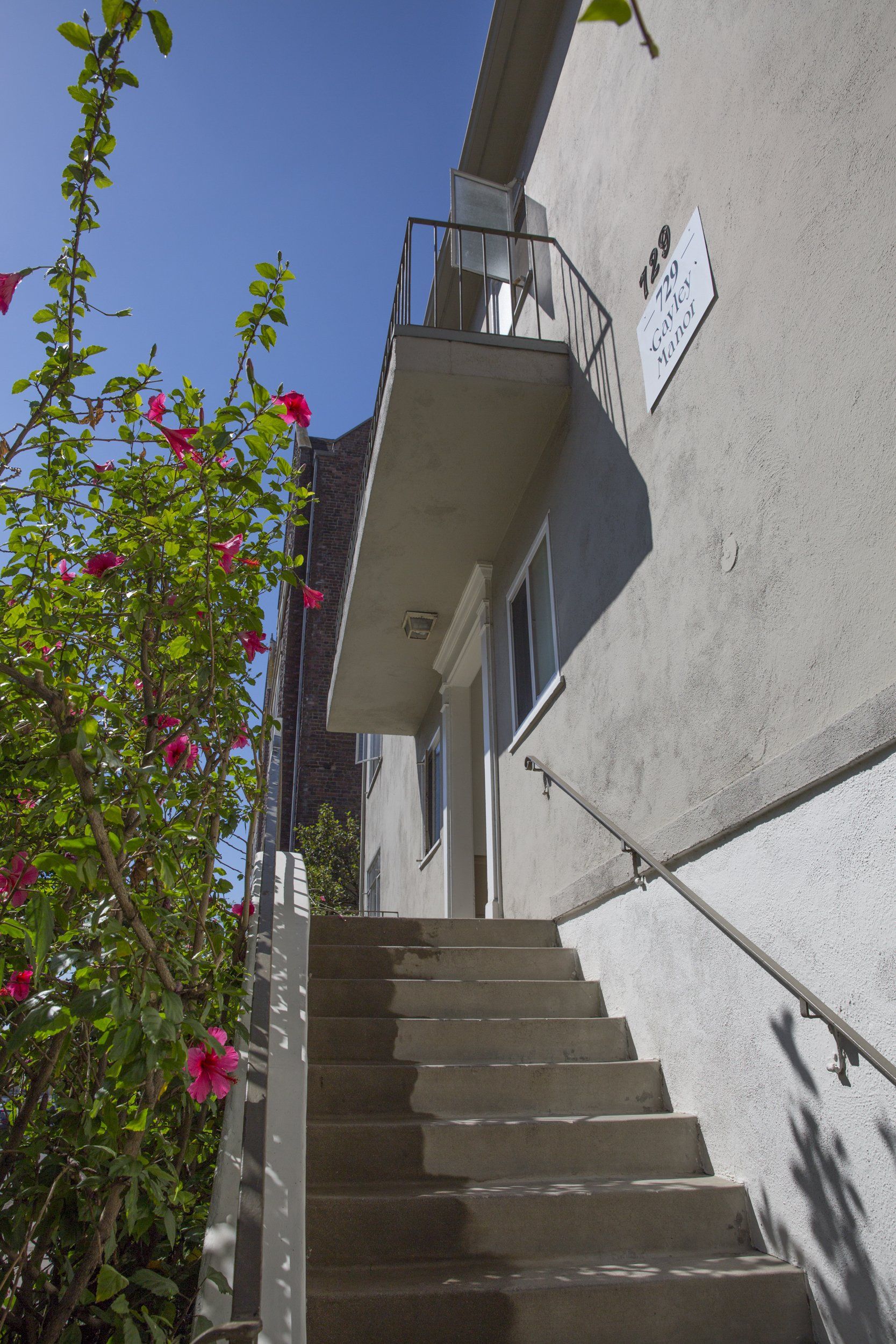 exterior of Gayley Manor apartments
