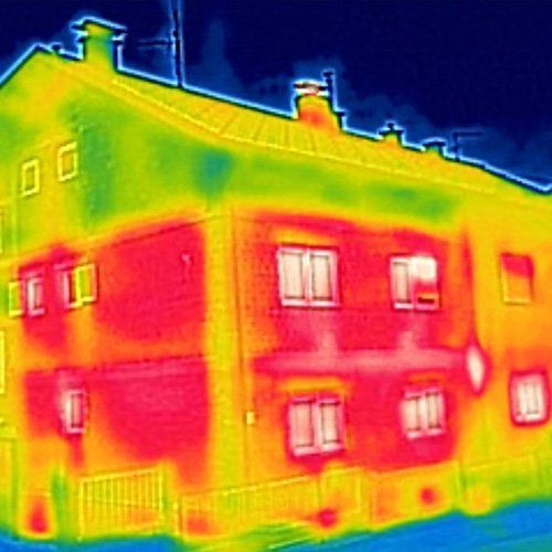 A thermal image of a building with a lot of windows.