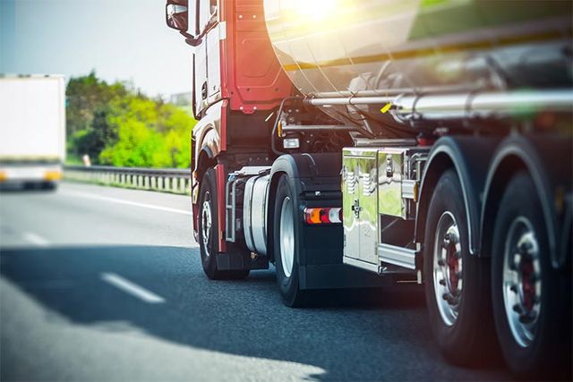 Mobile Tire Mechanic — Truck in Brunswick, GA Mobile Tire Mechanic — Truck in Brunswick, GA