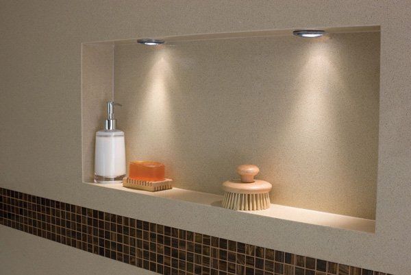 nook in bathtub for bathing accessories