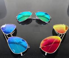 Occhiali a specchio colorati