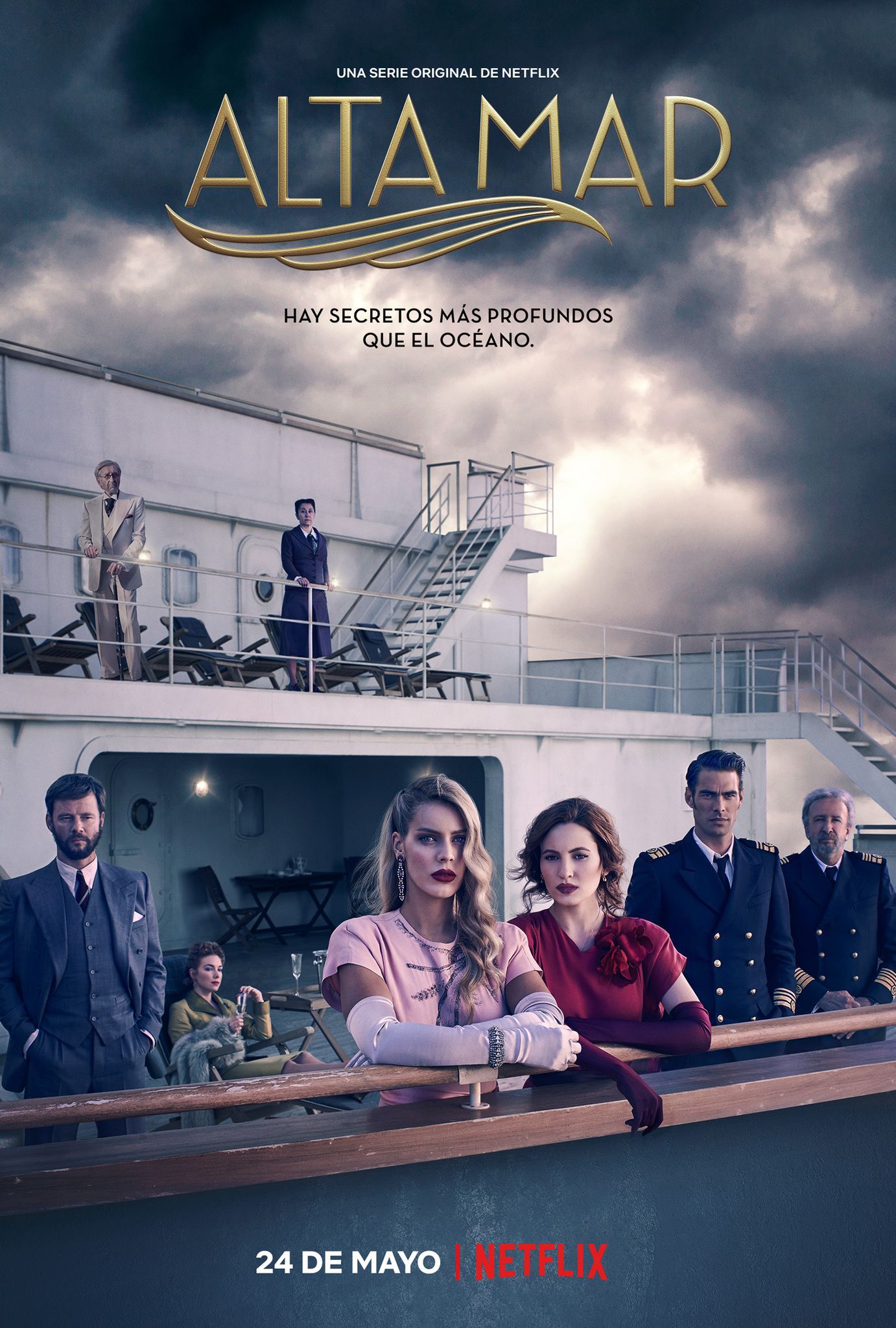 Un cartel de la película Altamar muestra a un grupo de personas de pie en un barco.