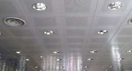 illuminazione sul soffitto e impianti antincendio