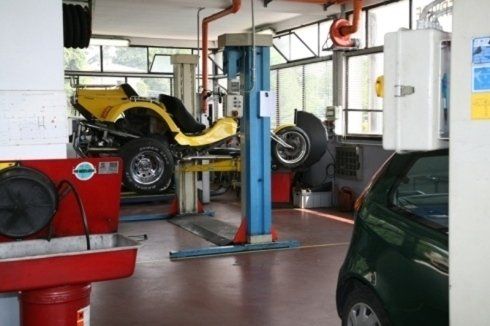 centro riparazioni auto