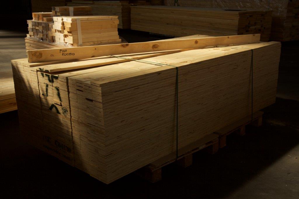 Insieme di assi di legno
