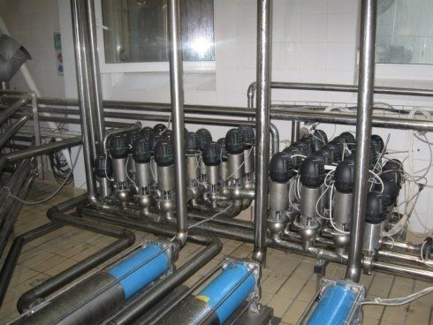 macchinari in acciaio inox per la produzione di formaggi e altri prodotti alimentari
