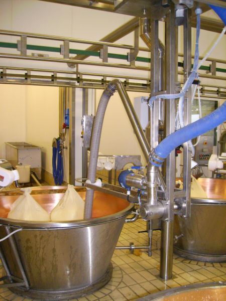 Impianti di dosaggio - Industria casearia