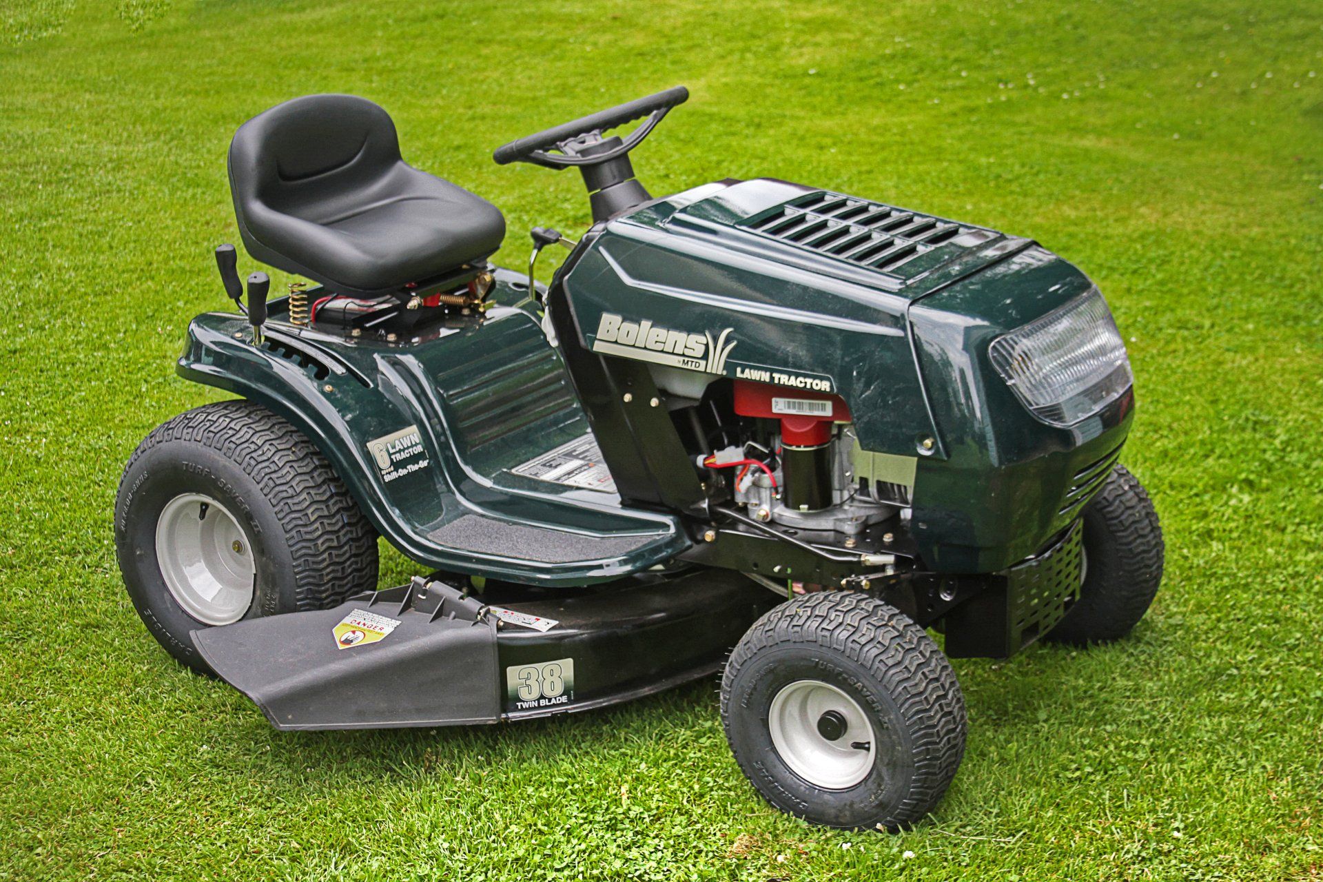 Lawnmower — Car Battery Replacement in South Lismore, NSW