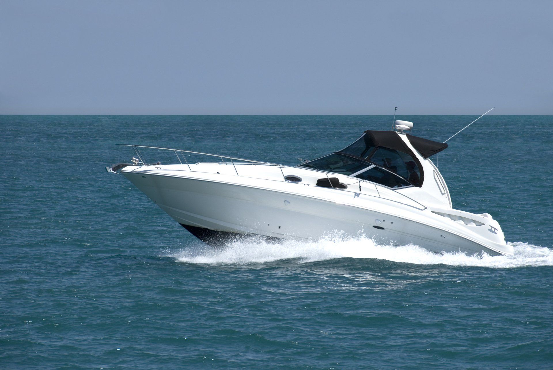 White Speedboat — Car Battery Replacement in South Lismore, NSW