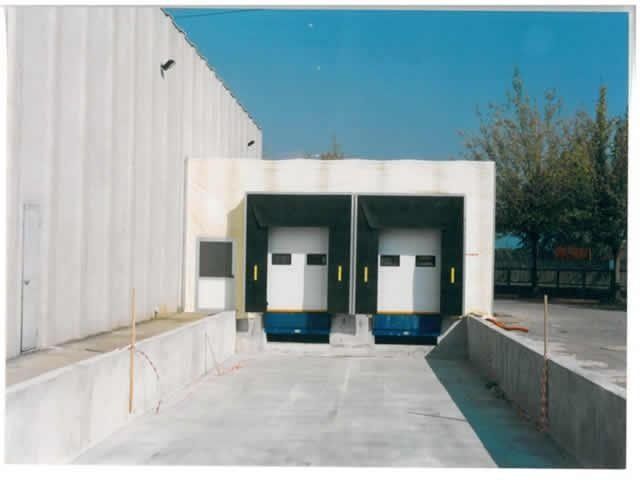Loading bay