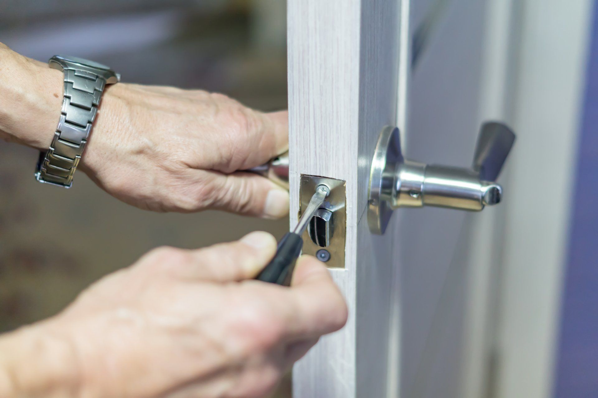 mobile home door locks and accessories