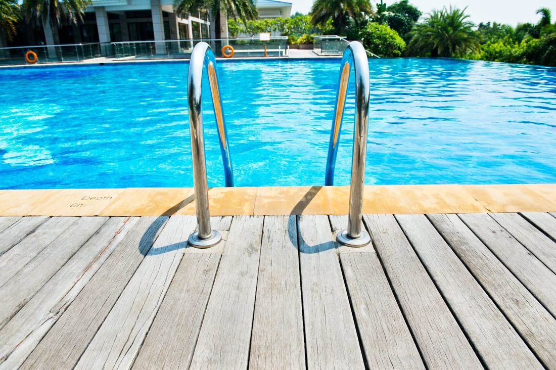 Scaletta piscina