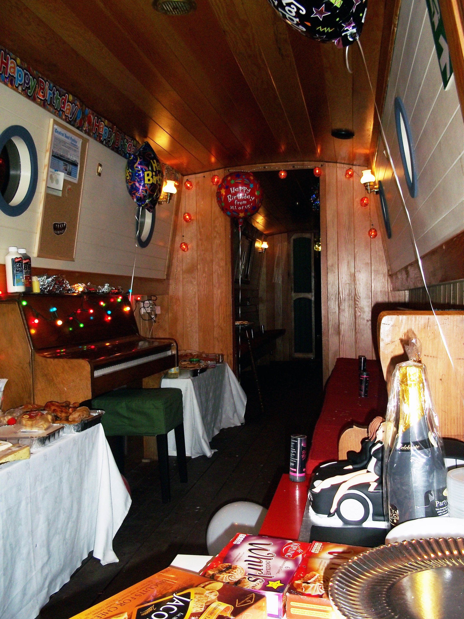 party boats ex 2