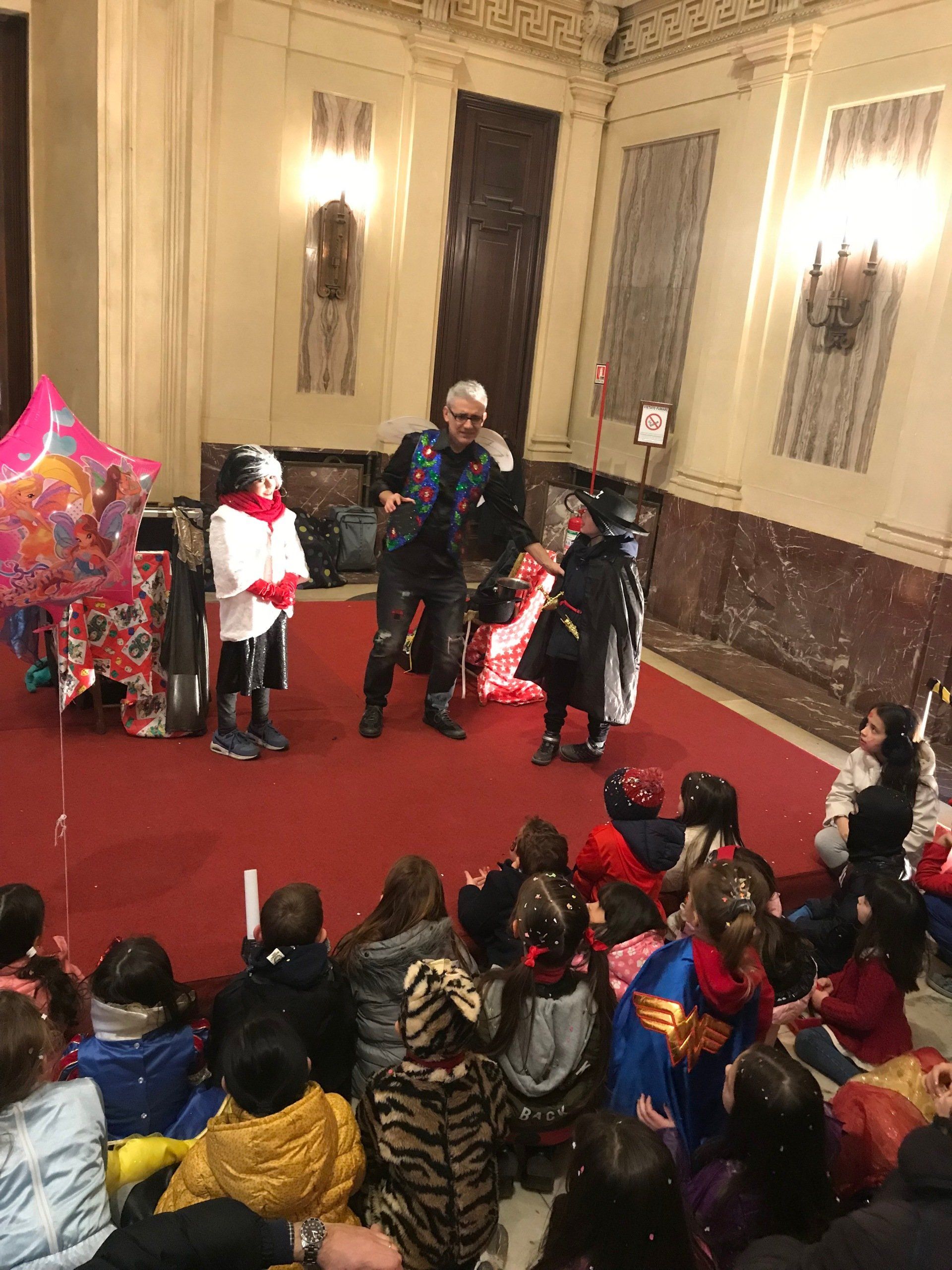 Spettacolo per bambini a Palazzo Marino a Milano