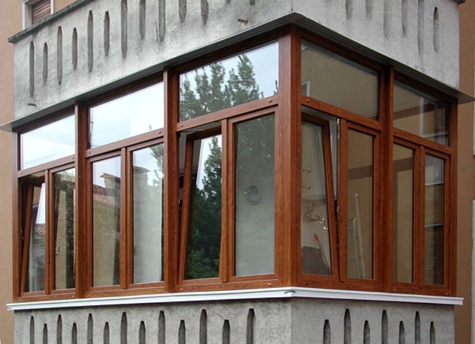 veranda in pvc effetto legno
