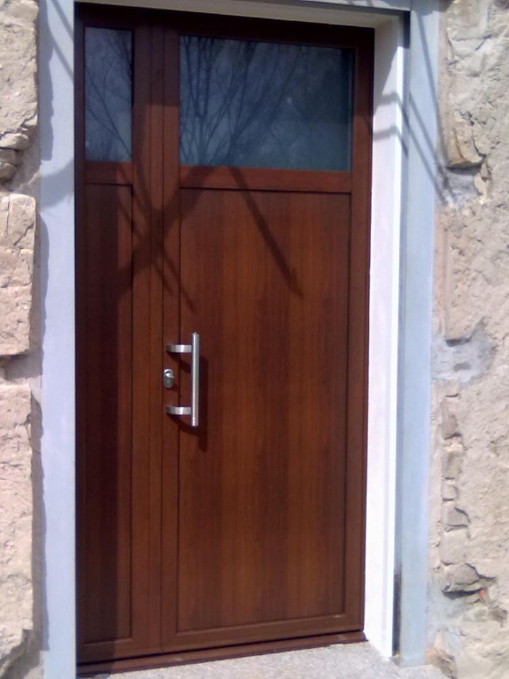 portone in legno massello