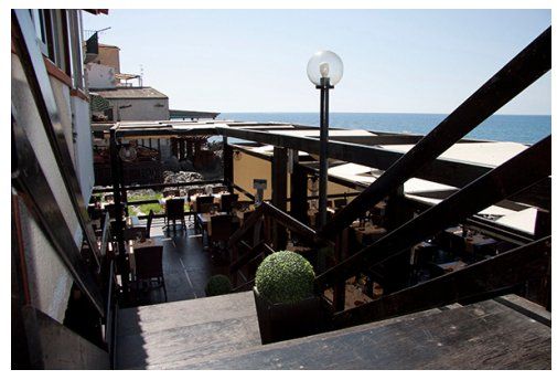 Pizzeria e ristorante sul mare