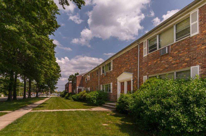 Park Lake Village Apartment | Exterior
