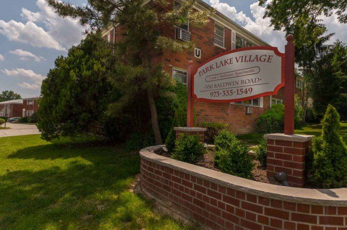 Park Lake Village Apartments