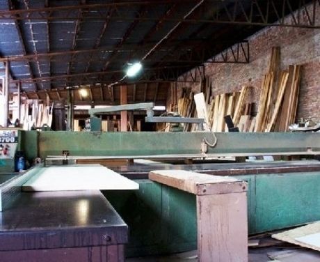 officina lavorazione materiali