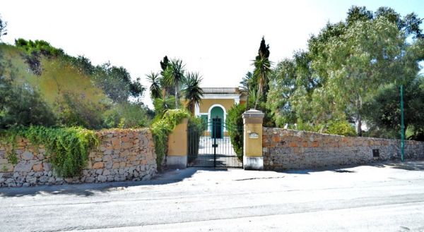Cancello villa