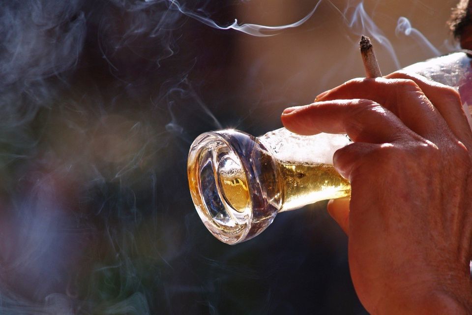 smoking and drinking alcohol