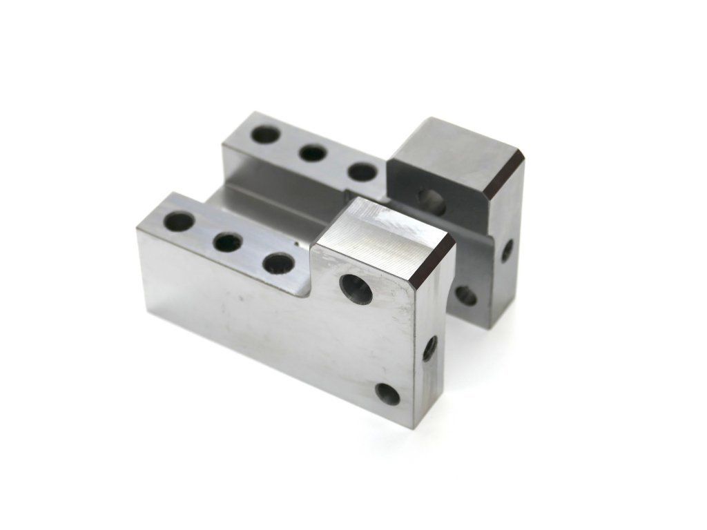 Frezen en boren in aluminium en staal