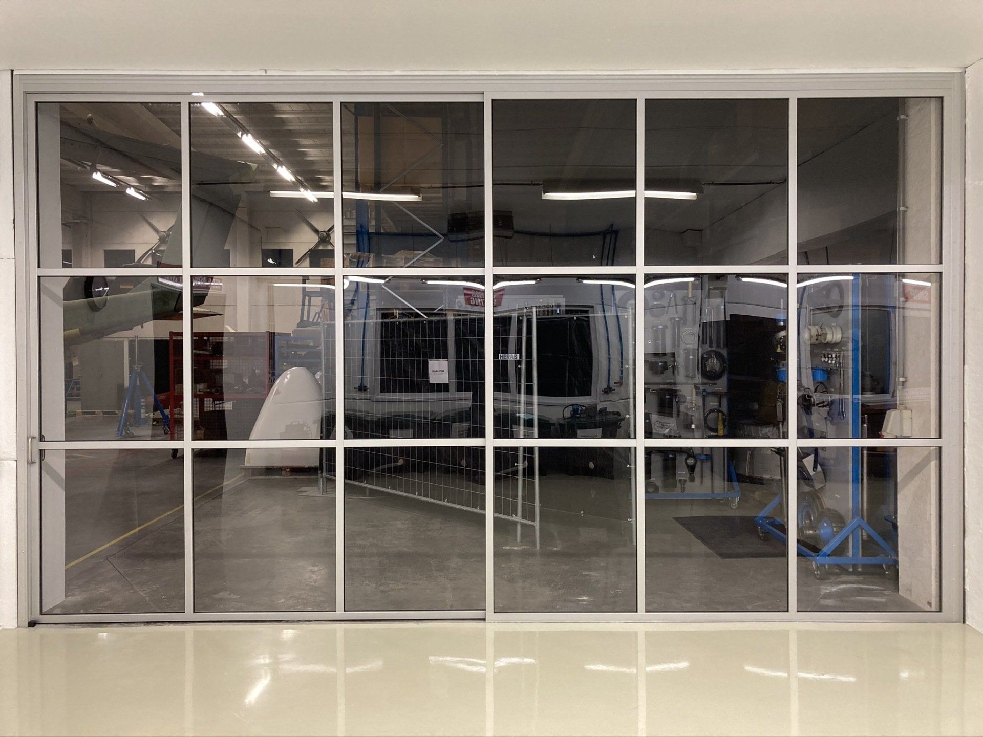 Openschuifbare wand in aluminiumprofielen