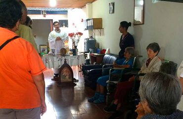 Hogar Geriátrico Paraíso - Apoyo Espiritual