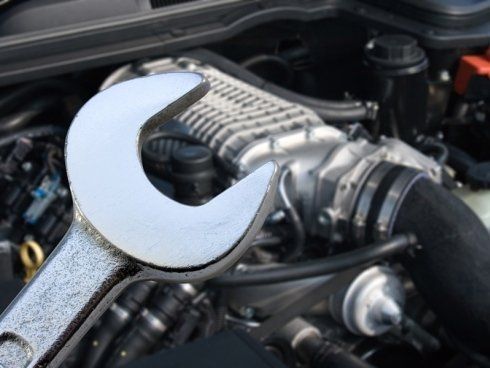 meccanico, autofficina, revisione veicolo, carrozzeria, centroauto