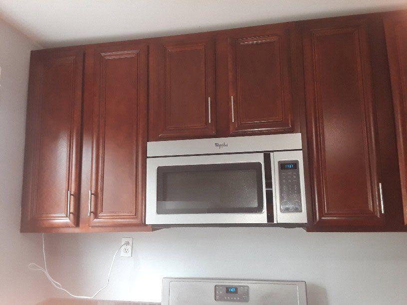 Kitchen Cabinet — Elmwood Park, IL — Maria's Cleaning Services at Elmwood Park