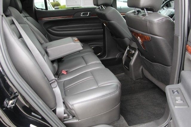 4 door sedan interior- East Bridgewater MA Extreme Limousine 4 door sedan interior- East Bridgewater MA Extreme Limousine