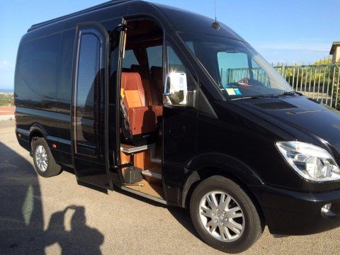 minibus con conducente