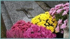 lapide con fiori