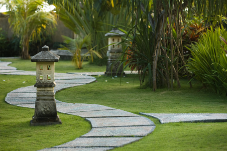 garden walkway