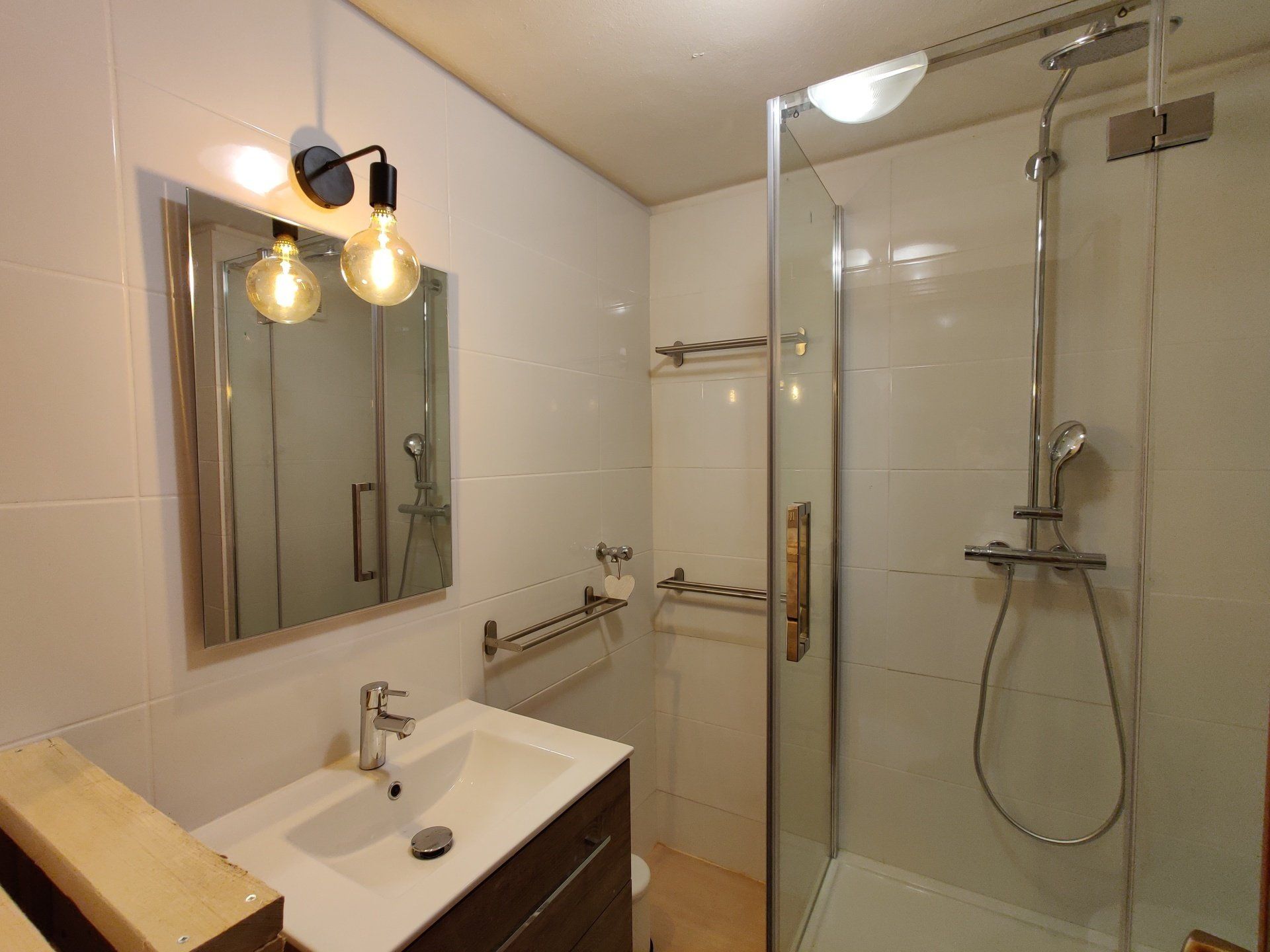 Overview picture from the bathroom