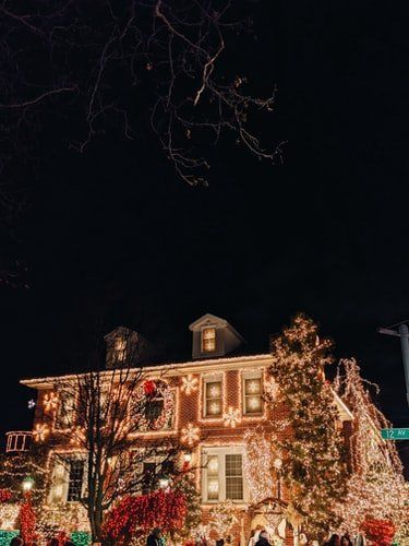 qué hacer con las luces de Navidad
