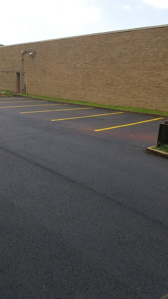 Asphalt Services — Parking in  Commercial Area in Memphis, TN