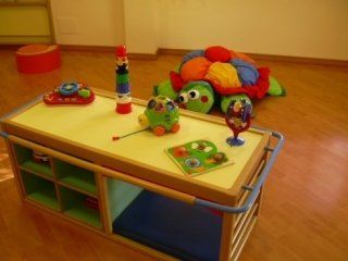 psicomotricità, tavolo giochi, divertimento per bimbi