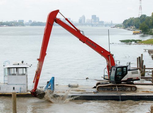 Link-Belt 250 X4 Long Front Excavator