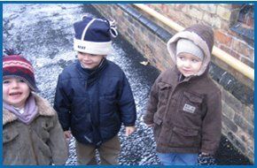 Safe, comfortable environment - Cleethorpes, North Lincolnshire - St Peter's Children's Centre - Wide range of activities Wide Range of Activities