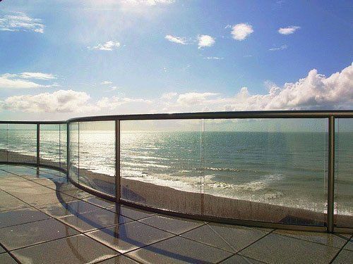 Curved Glass - Handrails