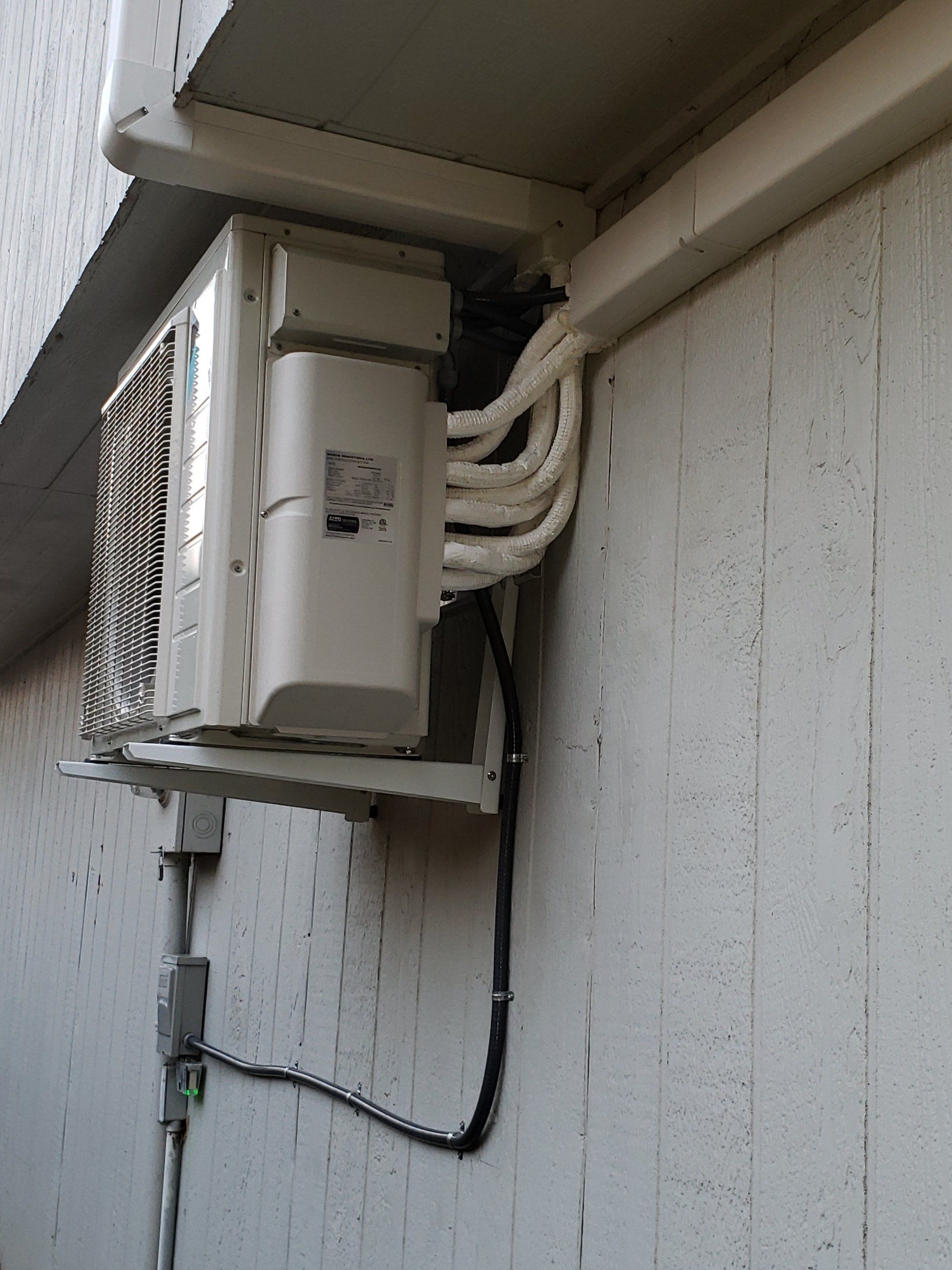 HVAC Outside Unit — Everett, WA — CBMM LLC