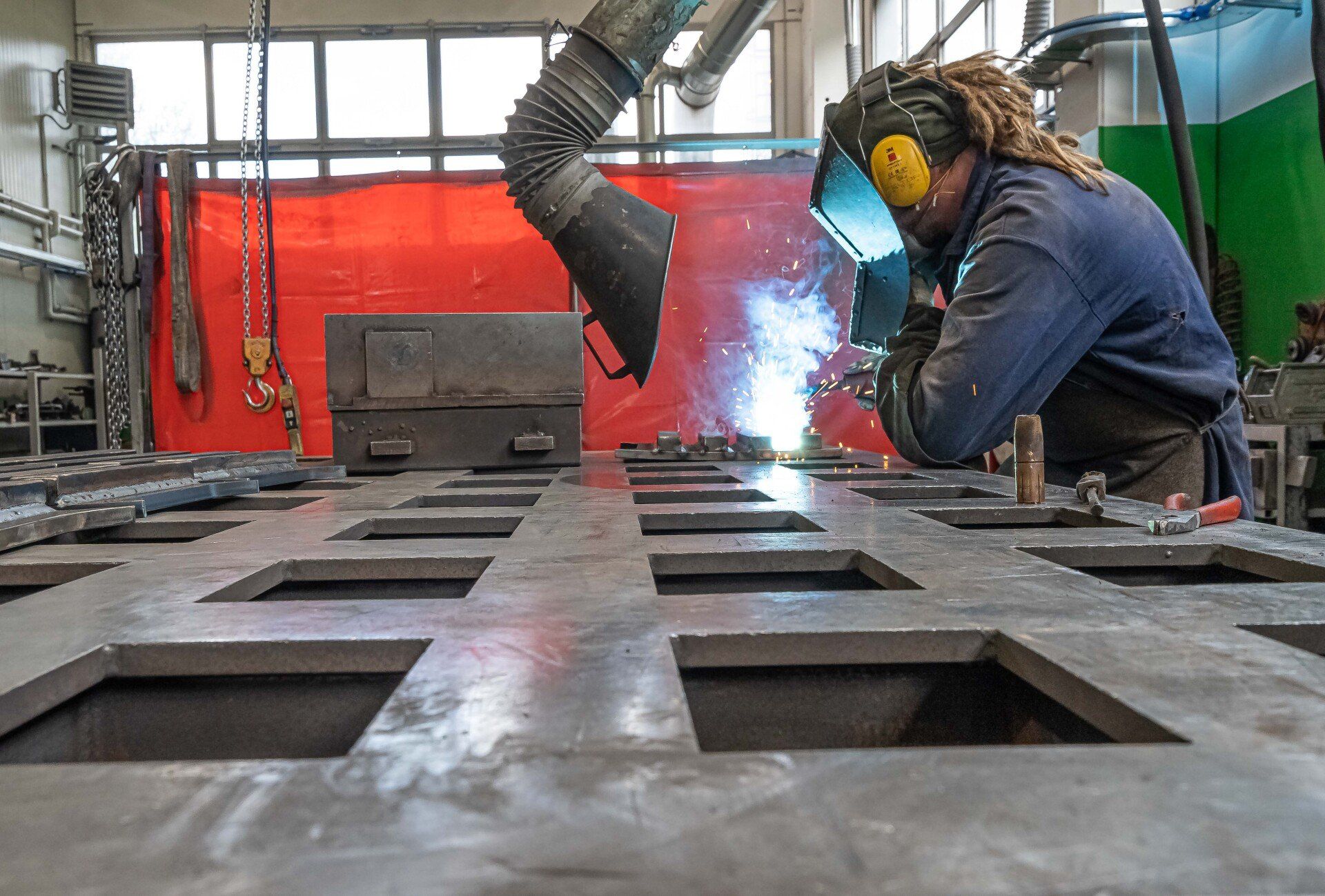 metal carpentry processing
