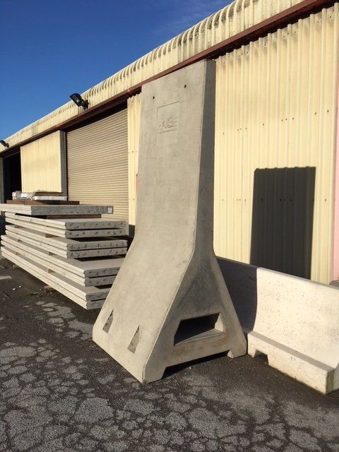 Free Standing Rocket Wall