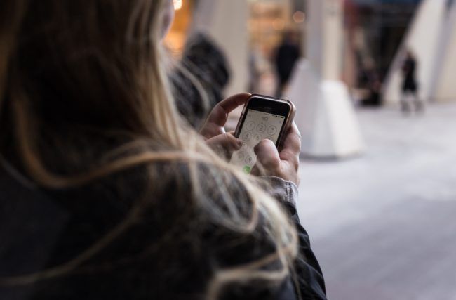Consumidor mobile: a influ&ecirc;ncia dos smartphones no processo de compra