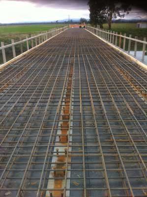 mold for concrete pathway