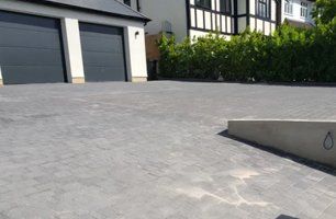 PATIOS