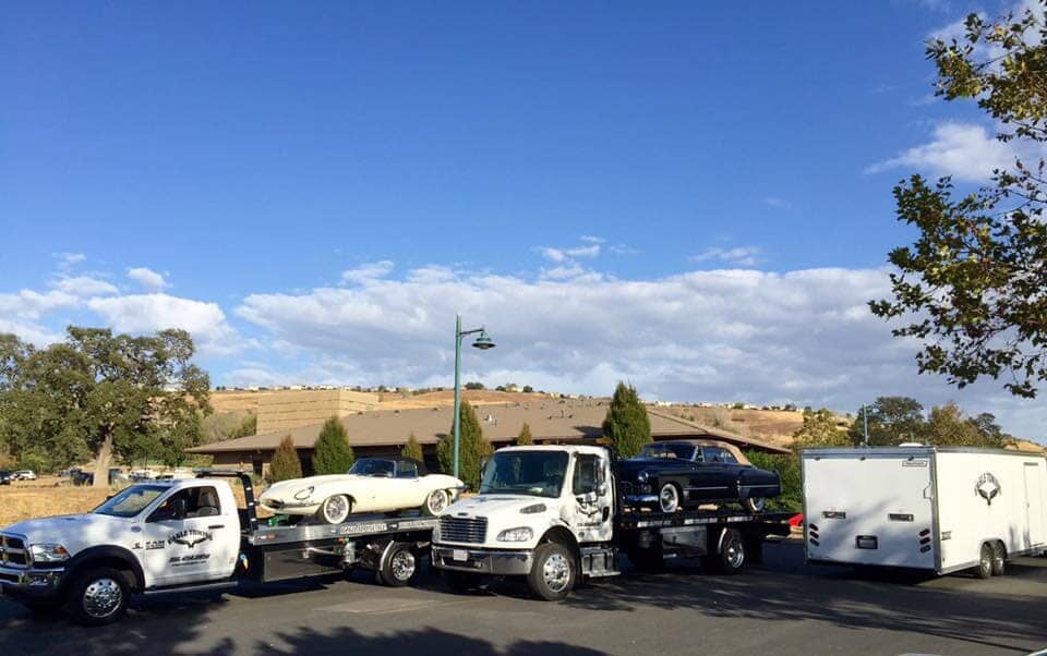 Trucks On Parked — Lockouts in Sacramento, CA