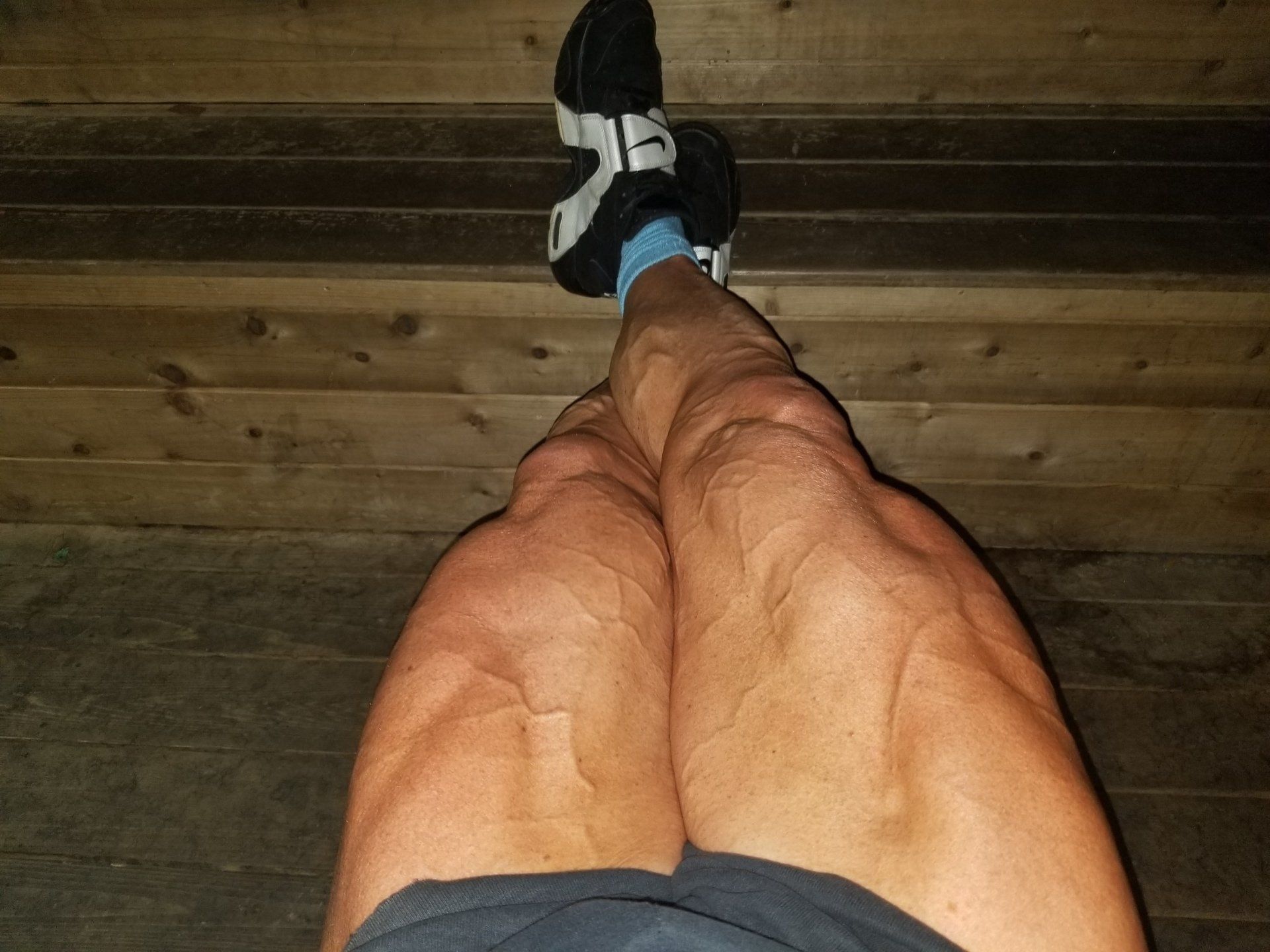 Actor John J. Quinlan Legs & Calves 5-31-2019 #JohnJQuinlan